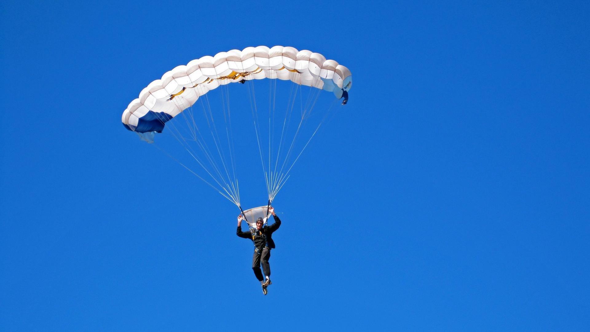 魔术师盛赞库里，控场大师的完美表演